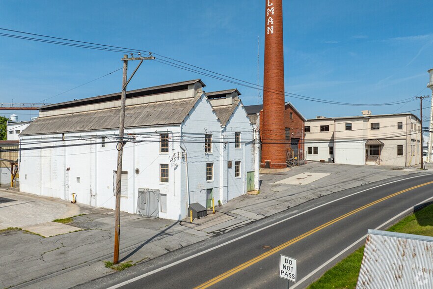 48-53 E Hanover St portefeuille de 4 biens à vendre sur LoopNet.fr - Photo de l’immeuble – Image 3 sur 6