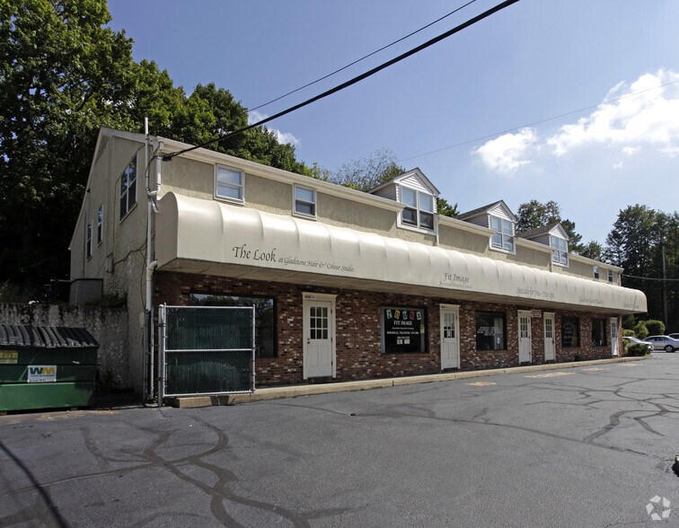 258-260 Main St, Gladstone, NJ à louer - Photo de l’immeuble – Image 3 sur 6