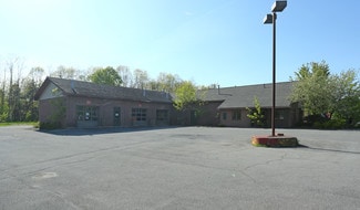 Plus de détails pour 919 State Route 9, Queensbury, NY - Spécialisé à vendre