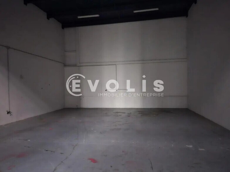 Local d’activités dans Bondoufle à louer - Photo intérieure – Image 3 sur 17