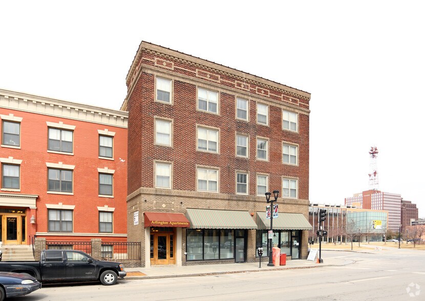 1305 Locust St, Des Moines, IA à louer - Photo de l’immeuble – Image 3 sur 5
