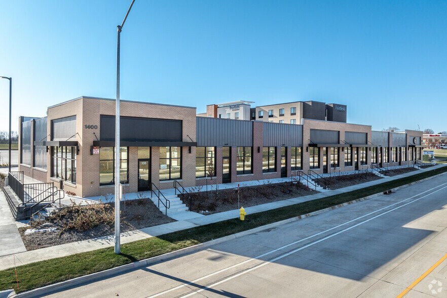 1400 Chatham Ave., Norwalk, IA à louer - Photo de l’immeuble – Image 2 sur 2