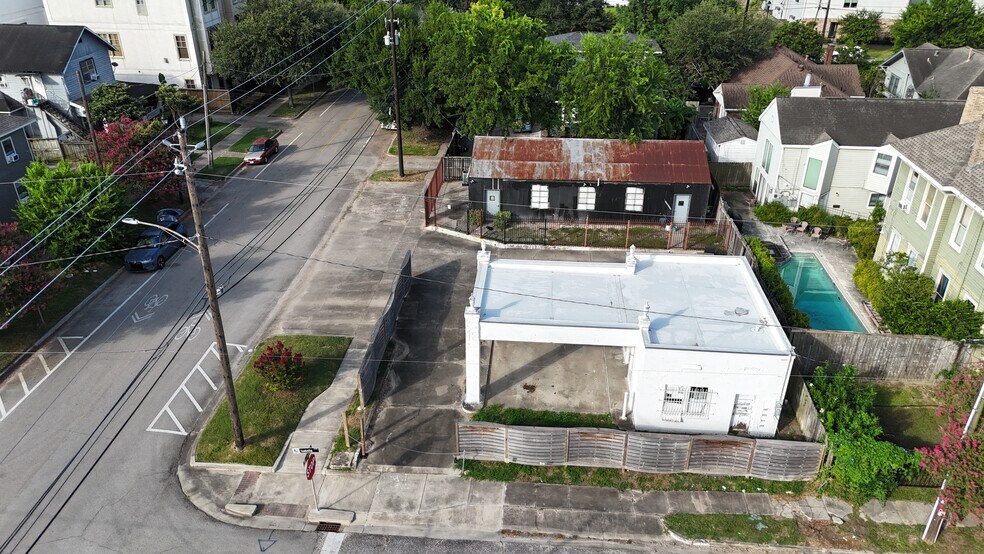 4002 La Branch St, Houston, TX à louer - Photo de l’immeuble – Image 2 sur 7