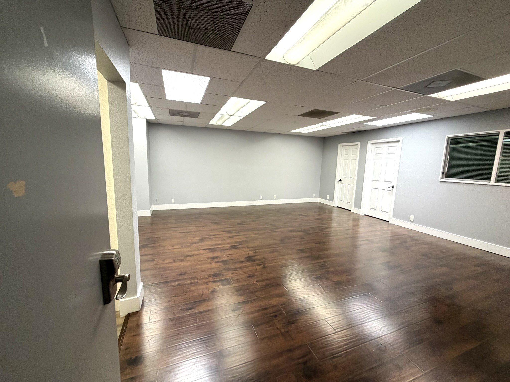 4250 Pennsylvania Ave, La Crescenta, CA à louer Photo intérieure– Image 1 sur 7