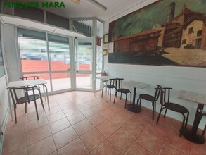 Local commercial dans Sant Boi de Llobregat, Barcelona à louer Plan d’étage– Image 1 sur 6