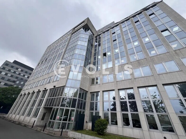 Bureau dans Charenton-le-Pont à louer - Photo de l’immeuble – Image 1 sur 29