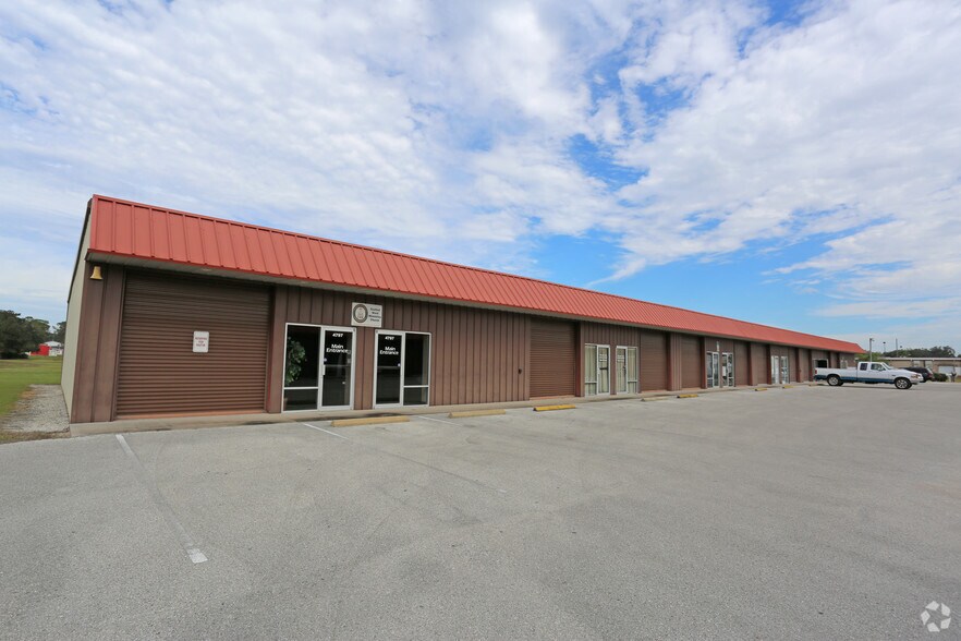 4777 Allen Rd, Zephyrhills, FL à vendre - Photo principale – Image 1 sur 2