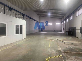 Plus de détails pour Industriel/Logistique à louer