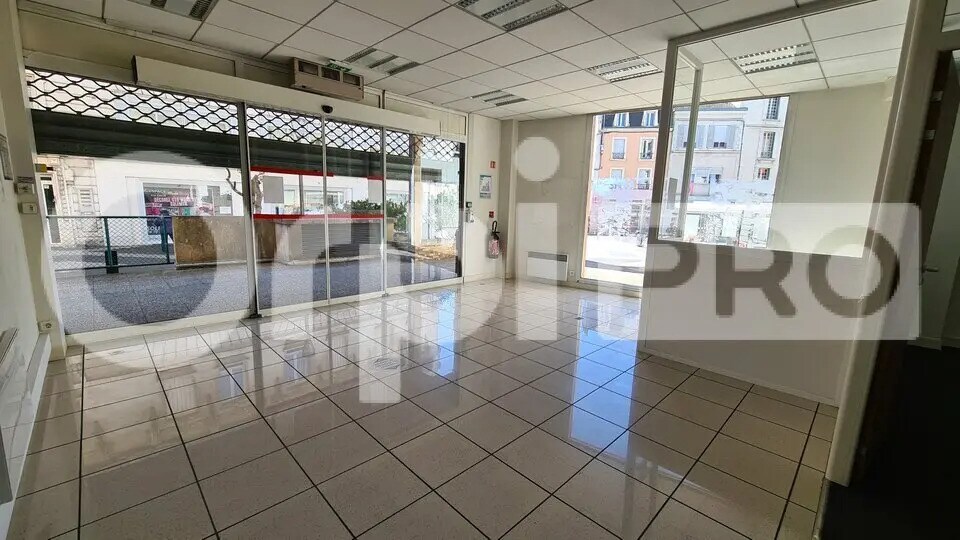 1 A Rue Binet Micheau, Montluçon à louer - Photo de l’immeuble – Image 2 sur 10