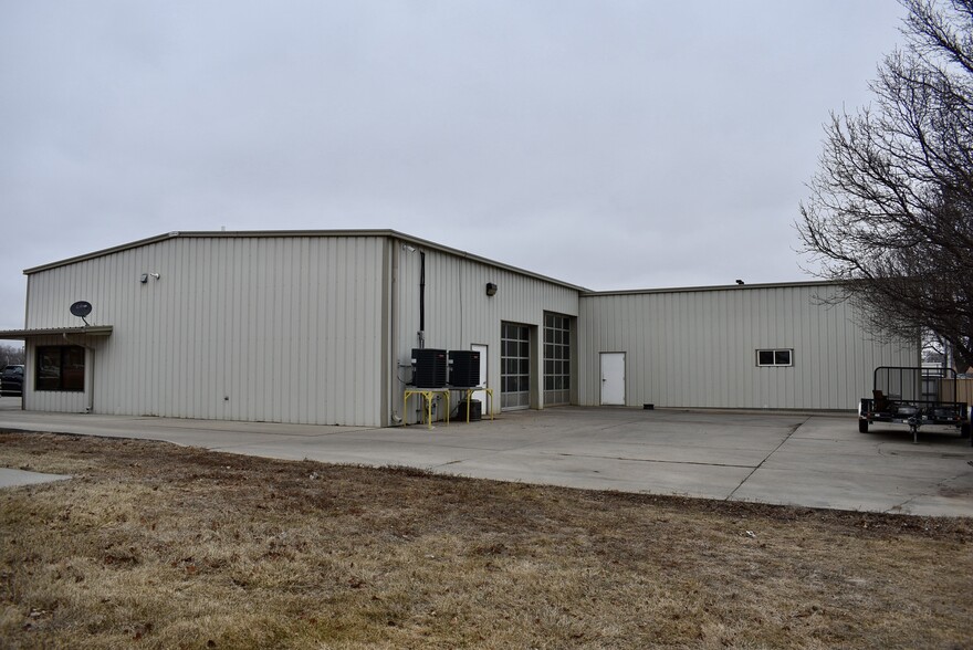 633 E 23rd St, Fremont, NE à vendre - Photo de l’immeuble – Image 2 sur 7