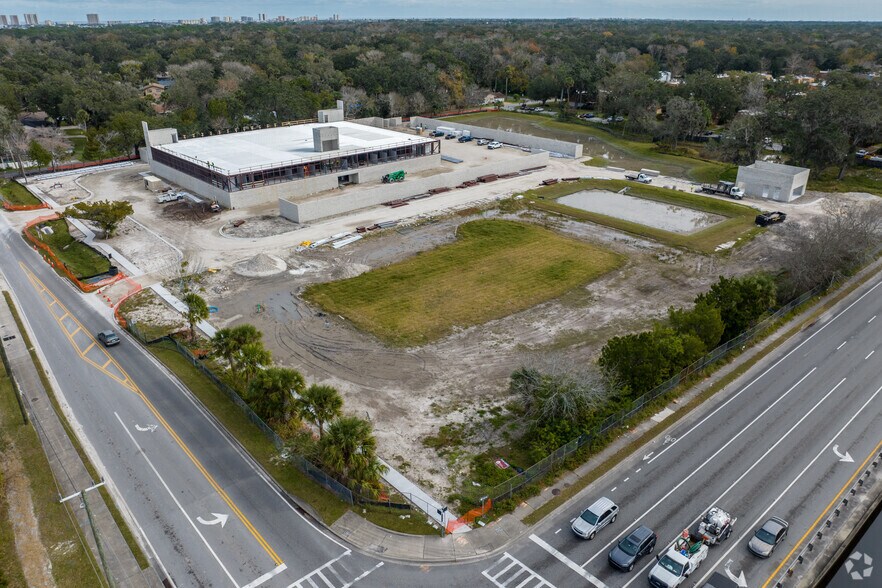 950 Madeline Ave, Port Orange, FL à vendre - Photo de l’immeuble – Image 2 sur 20