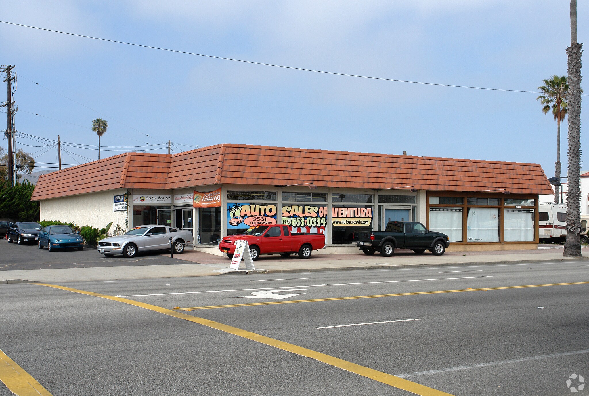 2531 E Thompson Blvd, Ventura, CA à vendre Photo principale– Image 1 sur 11