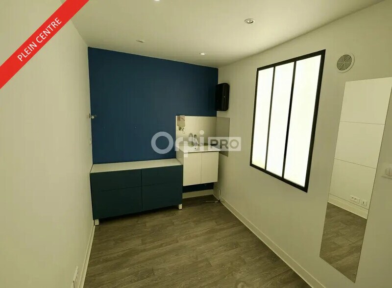Local commercial dans Nantes à louer - Photo de l’immeuble – Image 3 sur 6