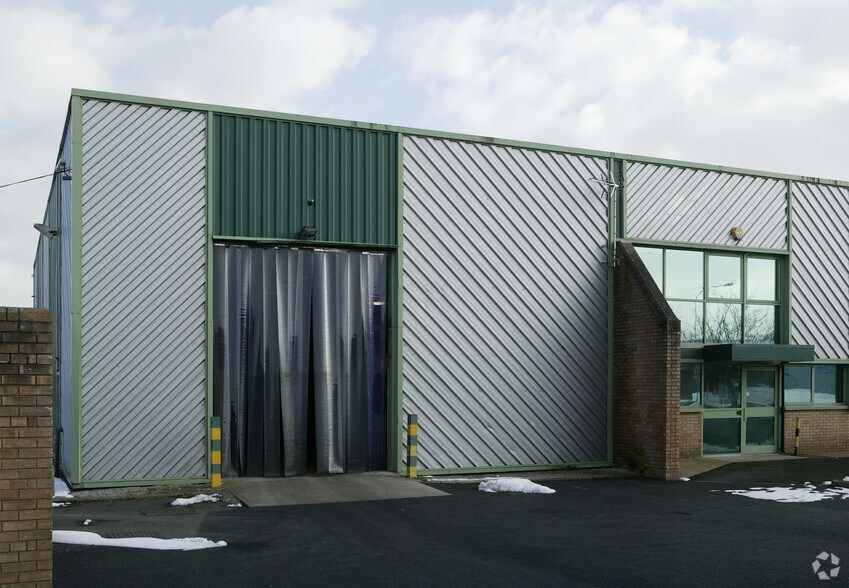 Clywedog Rd N, Wrexham à louer - Photo de l’immeuble – Image 2 sur 2