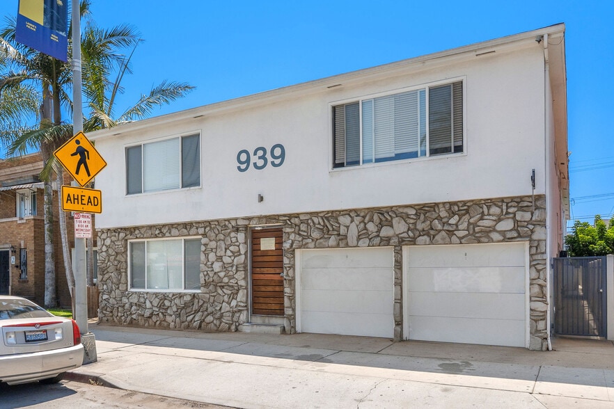 939 Pacific Ave, Long Beach, CA à vendre - Photo de l’immeuble – Image 2 sur 17