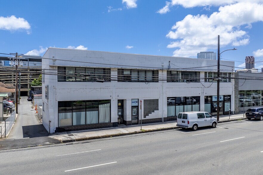 1079-1085 S Beretania St, Honolulu, HI à louer - Photo de l’immeuble – Image 1 sur 10