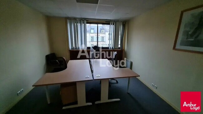 Plus de détails pour Bureau à vendre