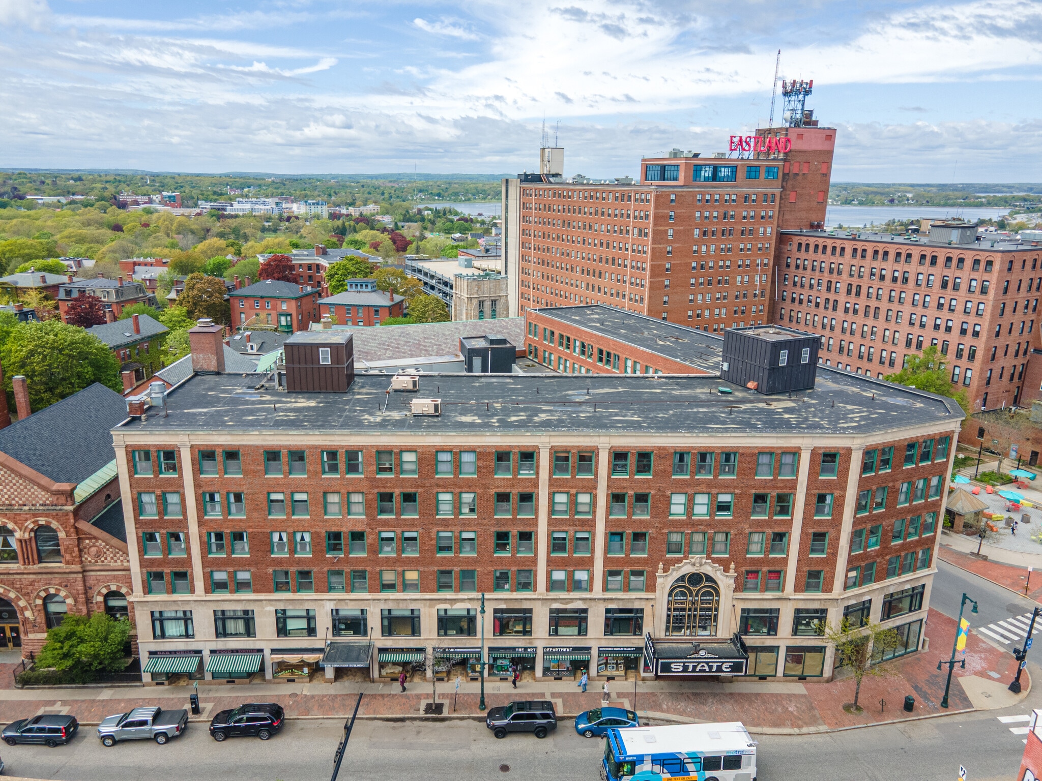 609-615 Congress St, Portland, ME à vendre Photo de l’immeuble– Image 1 sur 10