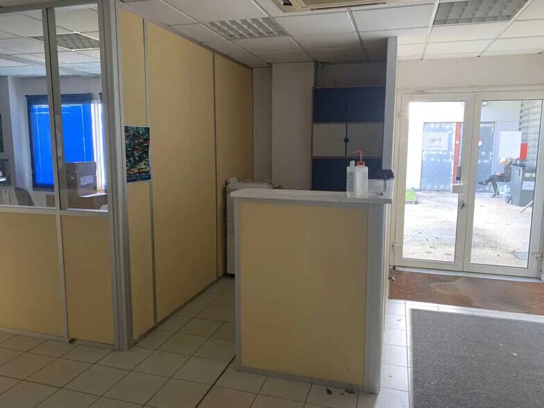 Bureau dans Lormont à louer - Photo intérieure – Image 3 sur 18