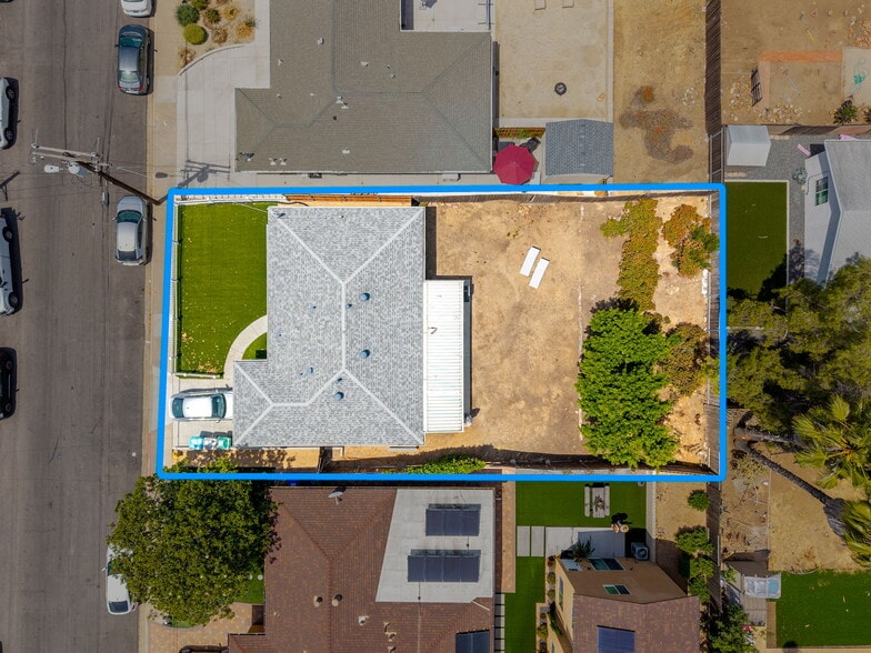 5205 Tipton St, San Diego, CA à vendre - Photo de l’immeuble – Image 3 sur 9