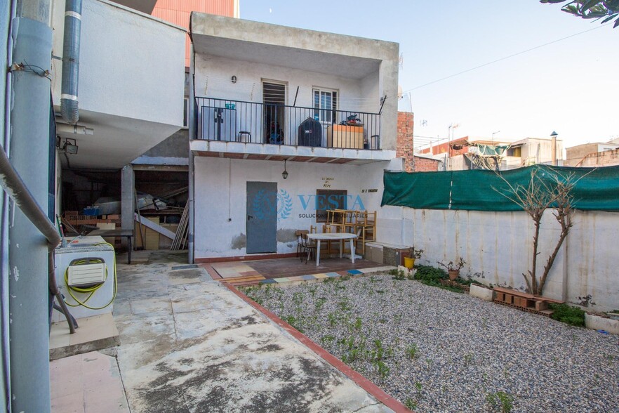 Immeuble residentiel dans Tarragona, Tarragona à vendre - Photo de l’immeuble – Image 2 sur 29