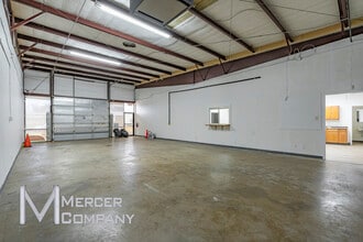 2238 Michigan Ave, Arlington, TX à louer Photo intérieure– Image 2 sur 6