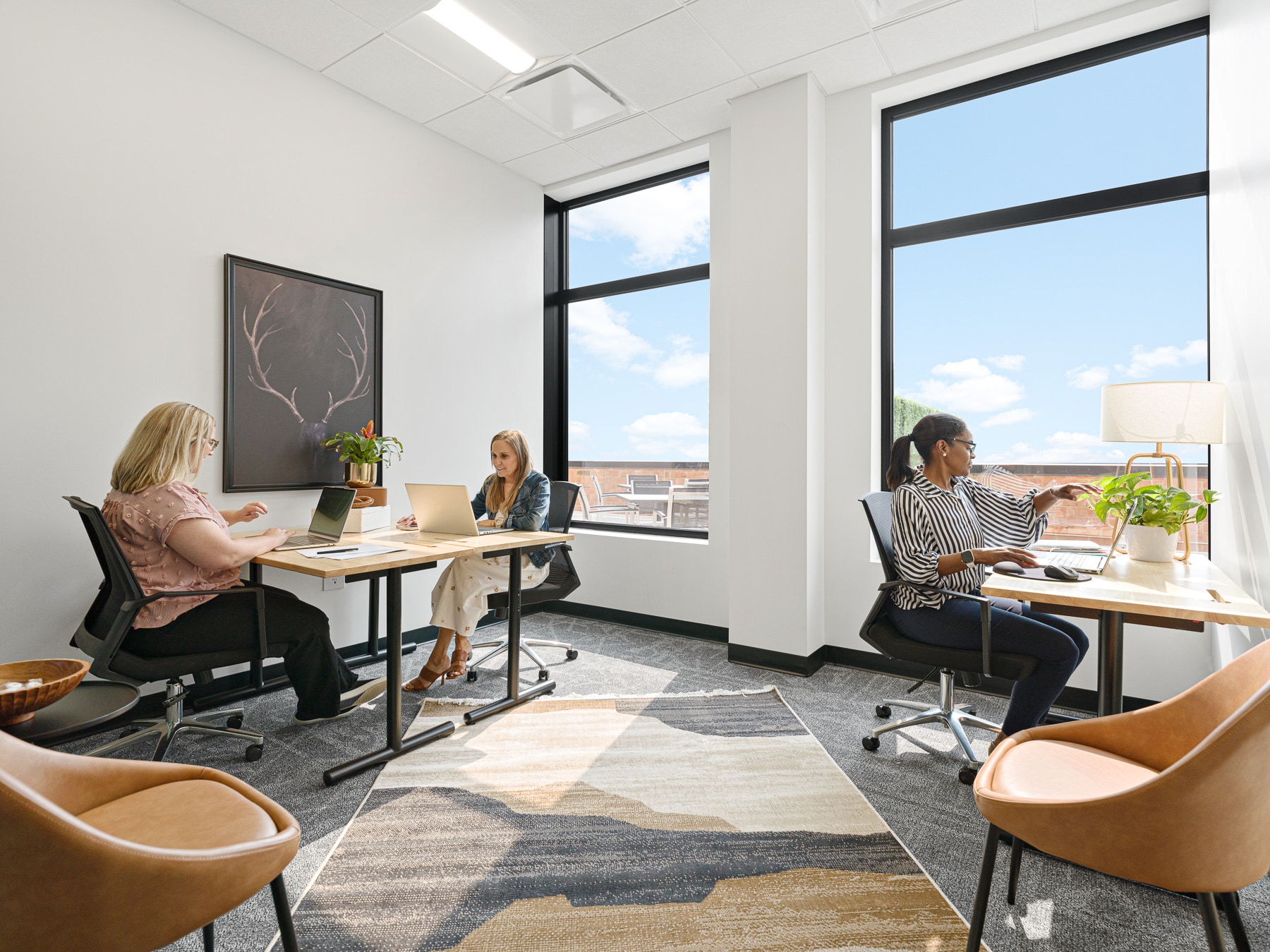 3838 N Ravenswood Ave, Chicago, IL à louer Photo intérieure– Image 1 sur 17