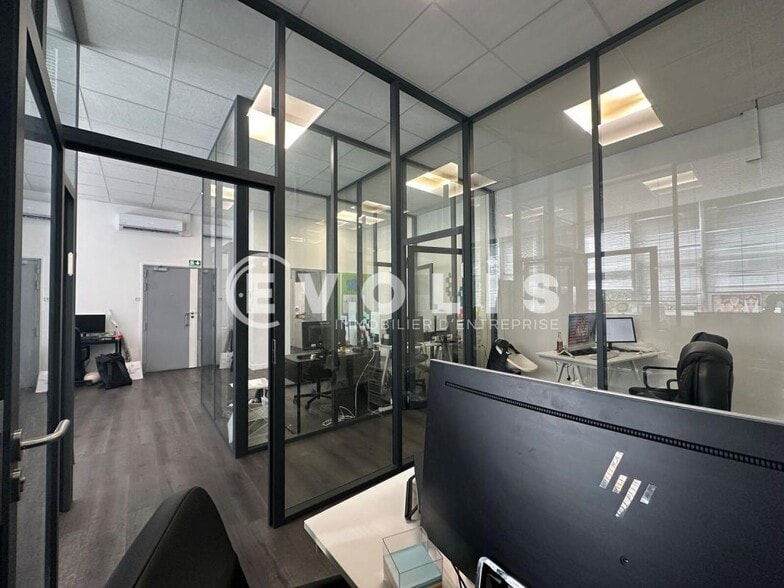 Bureau dans Montreuil à louer - Photo intérieure – Image 3 sur 3