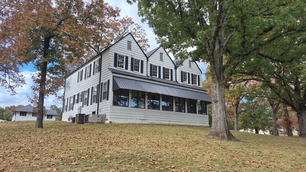 1656 Malvern Ave, Hot Springs, AR à louer - Photo principale – Image 1 sur 8