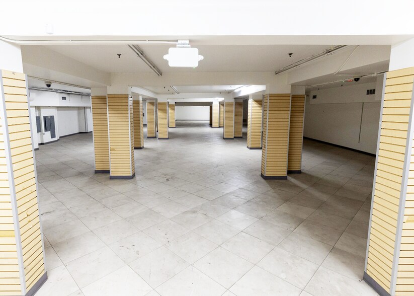 445 S Broadway, Los Angeles, CA à louer - Photo de l’immeuble – Image 3 sur 10