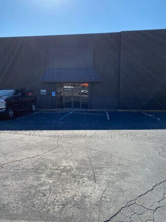 Plus de détails pour 2333 N Pleasantburg Dr, Greenville, SC - Bureau/Local commercial à louer