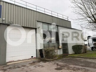 Plus de détails pour Bureau, Local d'activités à louer