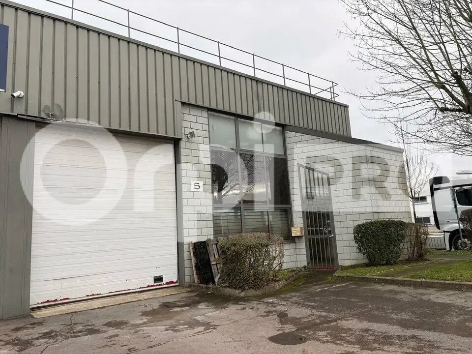 Bureau dans Collégien à louer Photo de l’immeuble– Image 1 sur 7