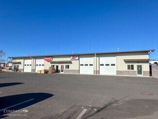 Plus de détails pour 909 NE 7th St, Redmond, OR - Industriel/Logistique à louer