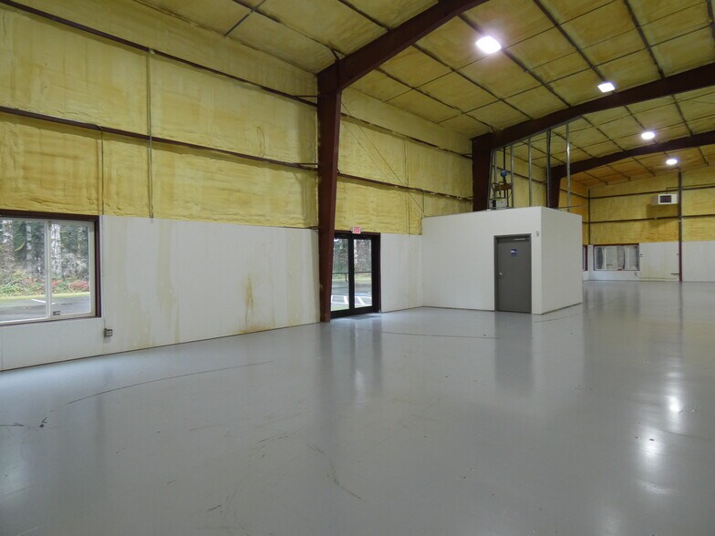 151 W Henry Trusler Way, Shelton, WA à louer - Photo de l’immeuble – Image 2 sur 15