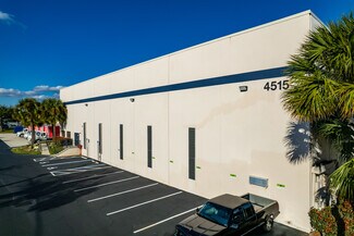 Plus de détails pour 4515 Metric Dr, Winter Park, FL - Industriel/Logistique à louer