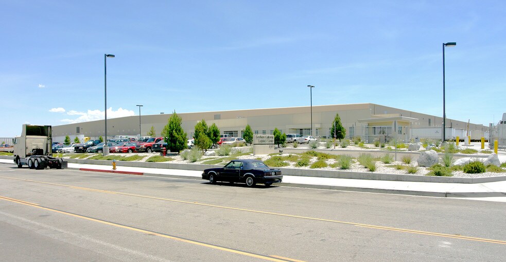 17477 Nisqualli Rd, Victorville, CA à louer - Photo de l’immeuble – Image 2 sur 9