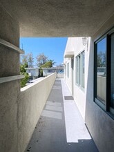 3347 Motor Ave, Los Angeles, CA à louer Photo intérieure– Image 1 sur 9