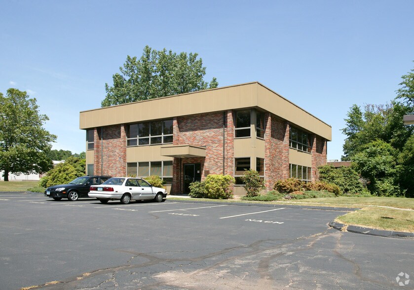 234 W Center St, West Bridgewater, MA à louer - Photo de l’immeuble – Image 1 sur 5