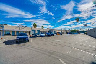 Plus de détails pour 10835-10845 Vanowen St, North Hollywood, CA - Local d'activités à louer