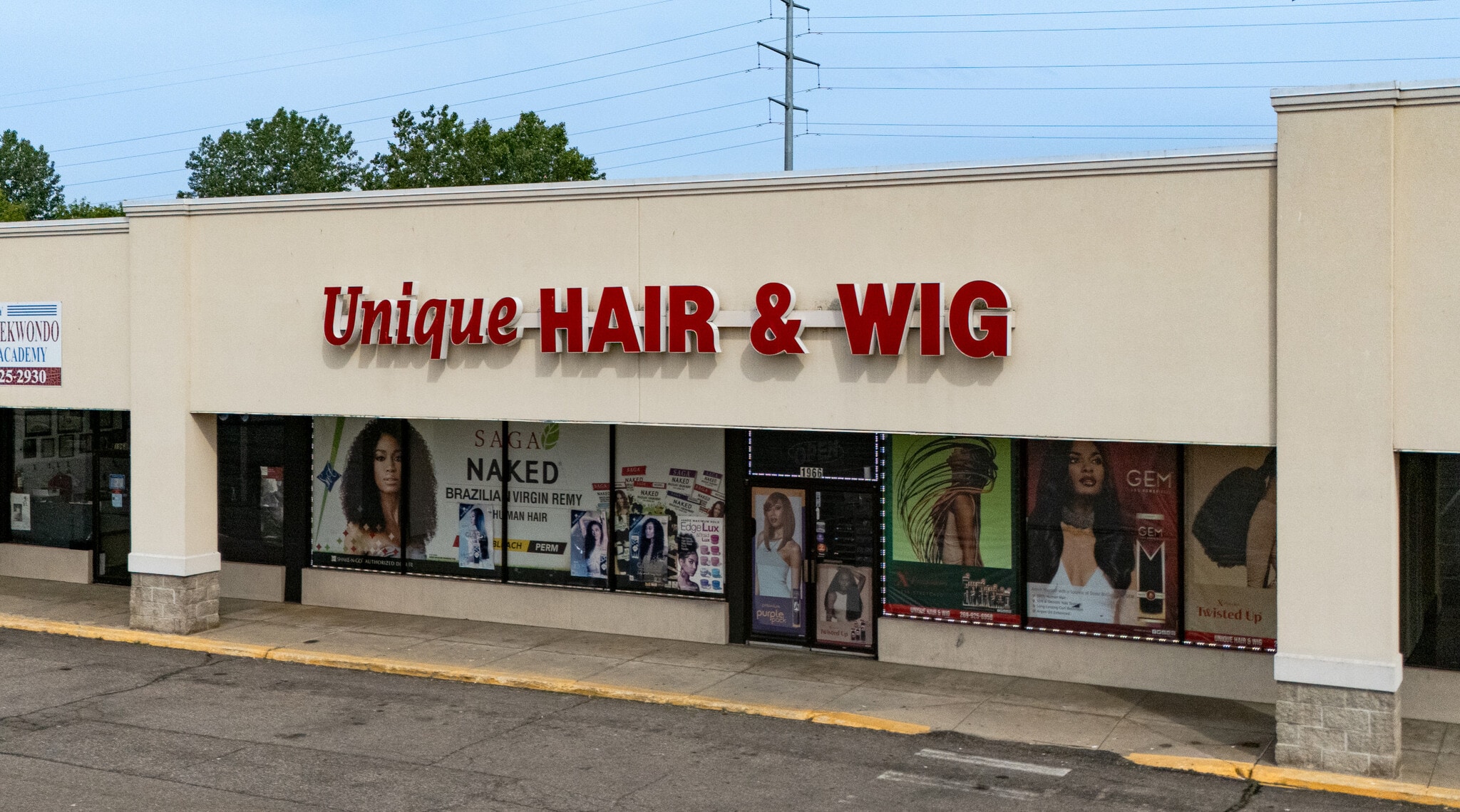 1950 Pipestone Rd, Benton Harbor, MI à louer Photo de l’immeuble– Image 1 sur 2