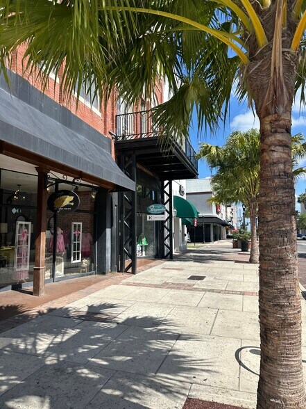 40 S Magnolia Ave, Ocala, FL à louer - Photo de l’immeuble – Image 2 sur 14