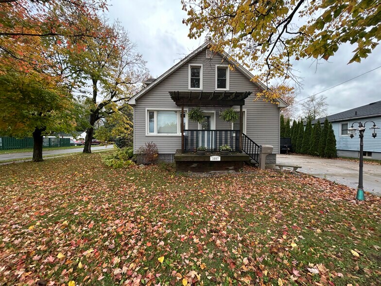 3897 Welland St, Niagara Falls, ON à vendre - Photo de l’immeuble – Image 2 sur 3