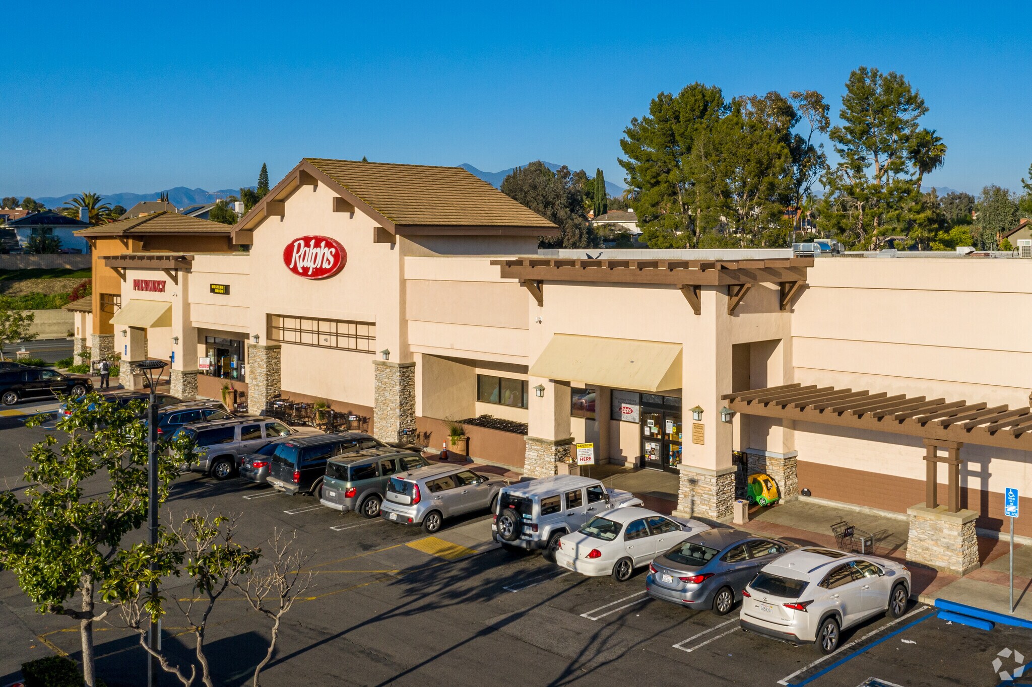 24451 Alicia Pky, Laguna Hills, CA à louer Photo principale– Image 1 sur 9