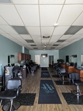 2015-2021 Ridge Rd, Homewood, IL à louer Photo intérieure– Image 2 sur 3