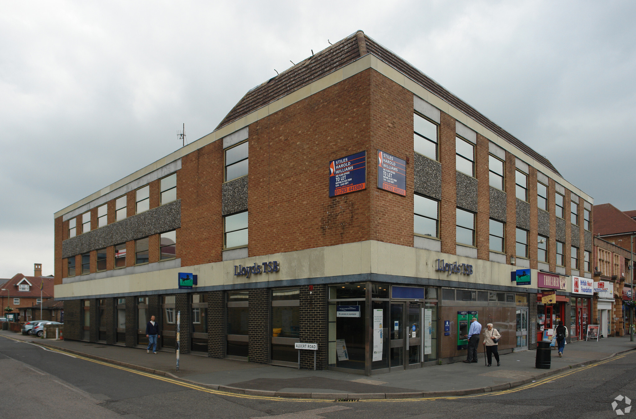 11-15 High St, Horley à louer Photo principale– Image 1 sur 6