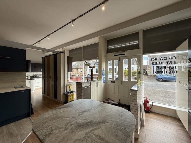 116-118 Grahams Rd, Falkirk à louer - Photo de l’immeuble – Image 3 sur 4