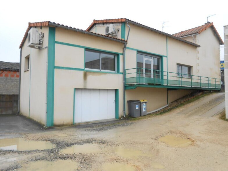Bureau dans Poitiers à louer - Photo de l’immeuble – Image 3 sur 8