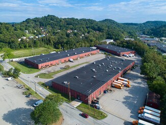 Plus de détails pour 100-160 Plum Industrial Ct, Pittsburgh, PA - Local d'activités à louer