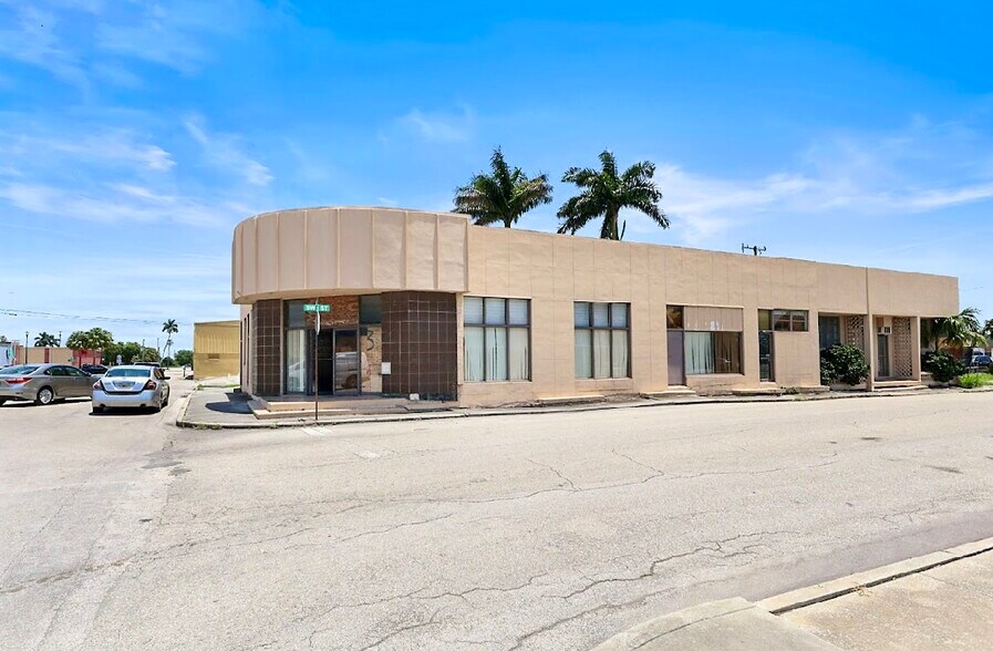 40 Avenue B, Belle Glade, FL à vendre - Photo principale – Image 1 sur 7